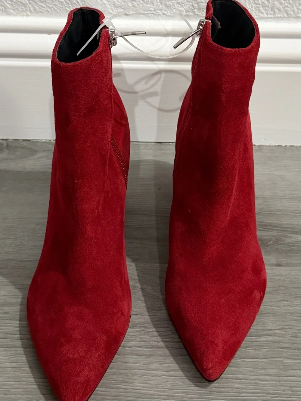 Marc Fisher rich red
